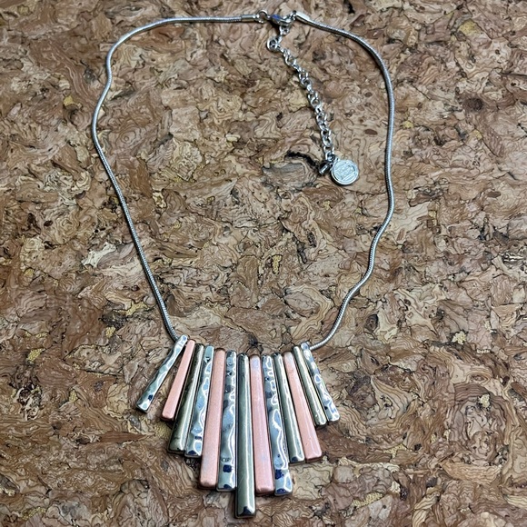 Multi Metal Tones Necklace - Picture 1 of 3